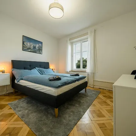 Lägenhet With Rooftop Terrace Biel