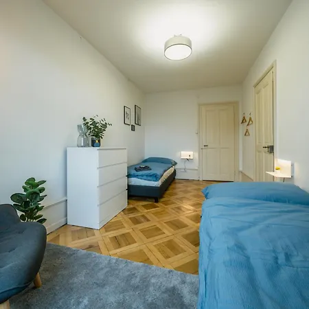 With Rooftop Terrace