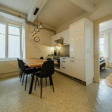 Lägenhet With Rooftop Terrace *