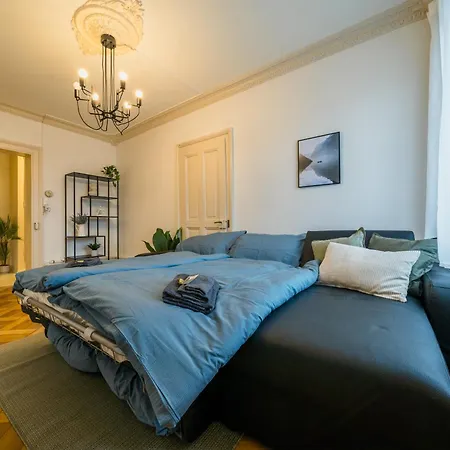 With Rooftop Terrace Lägenhet *