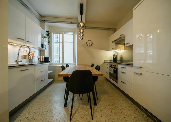 With Rooftop Terrace Bienne