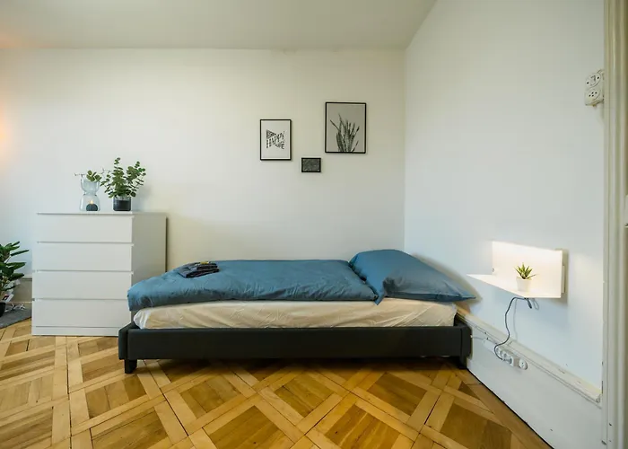 With Rooftop Terrace アパート *